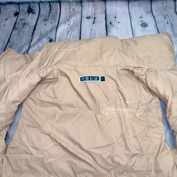 Women Puffer Vest Size S - Picture 7 of 7